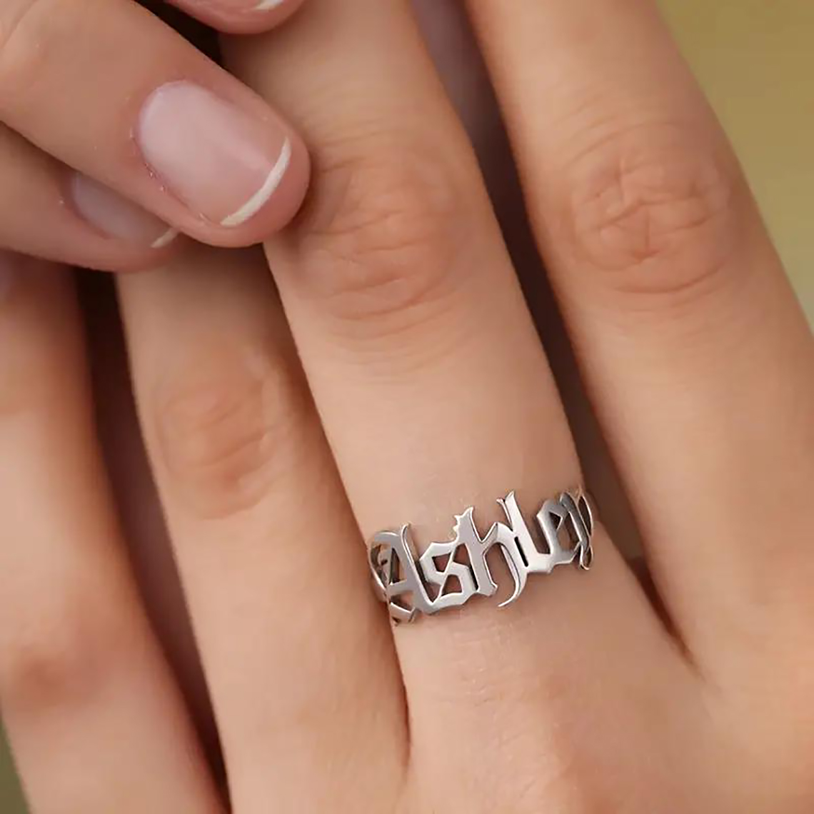 Initial Ring Custom - Niestandardowy złoty pierścionek Kobiety Gotyckie pierścionki